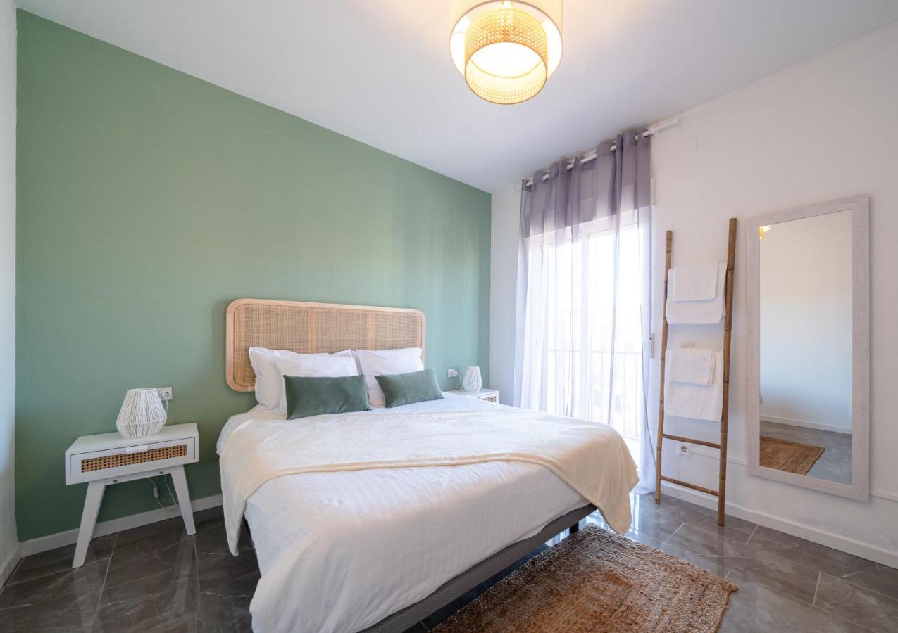 Bonito apartamento equipado, cerca de la playa Ampuriabrava Exterior foto